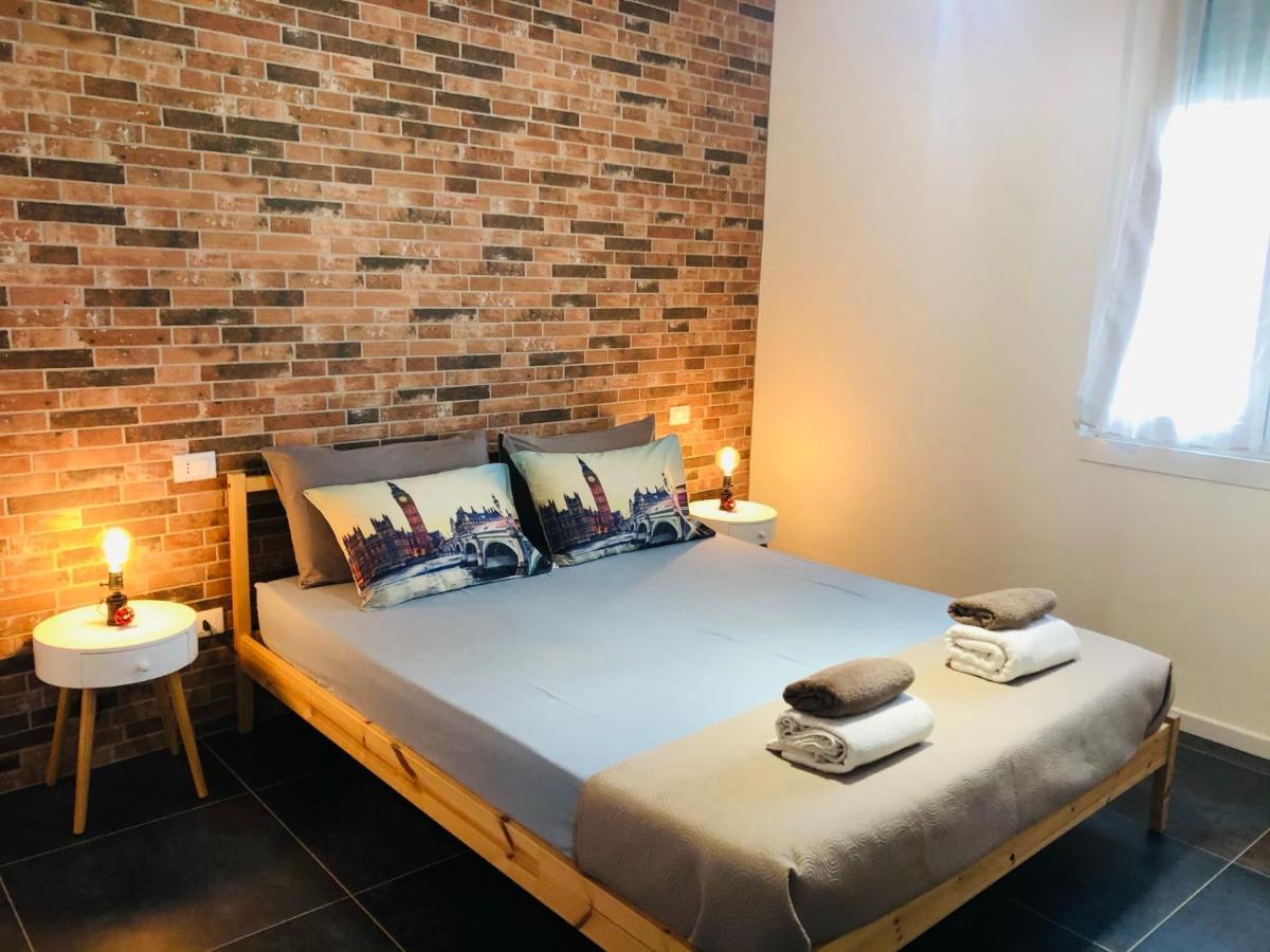 Blaxej, Nel Cuore Di Verona, Moderno Ed Elegante, 4 Posti Letto, Wi-Fi, Self Check In Διαμέρισμα Εξωτερικό φωτογραφία